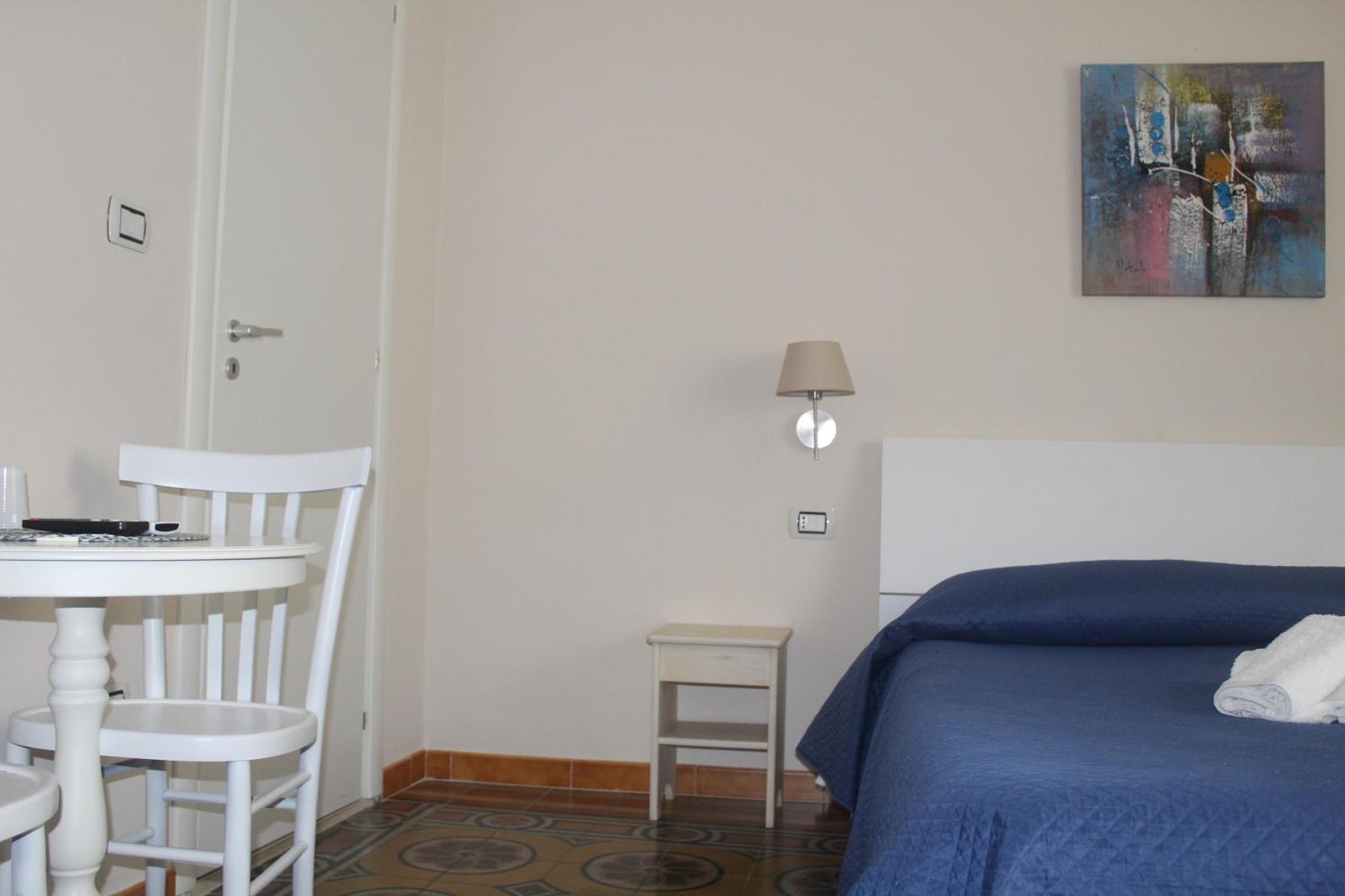 Donna Melina Bed & Breakfast Mileto Ngoại thất bức ảnh