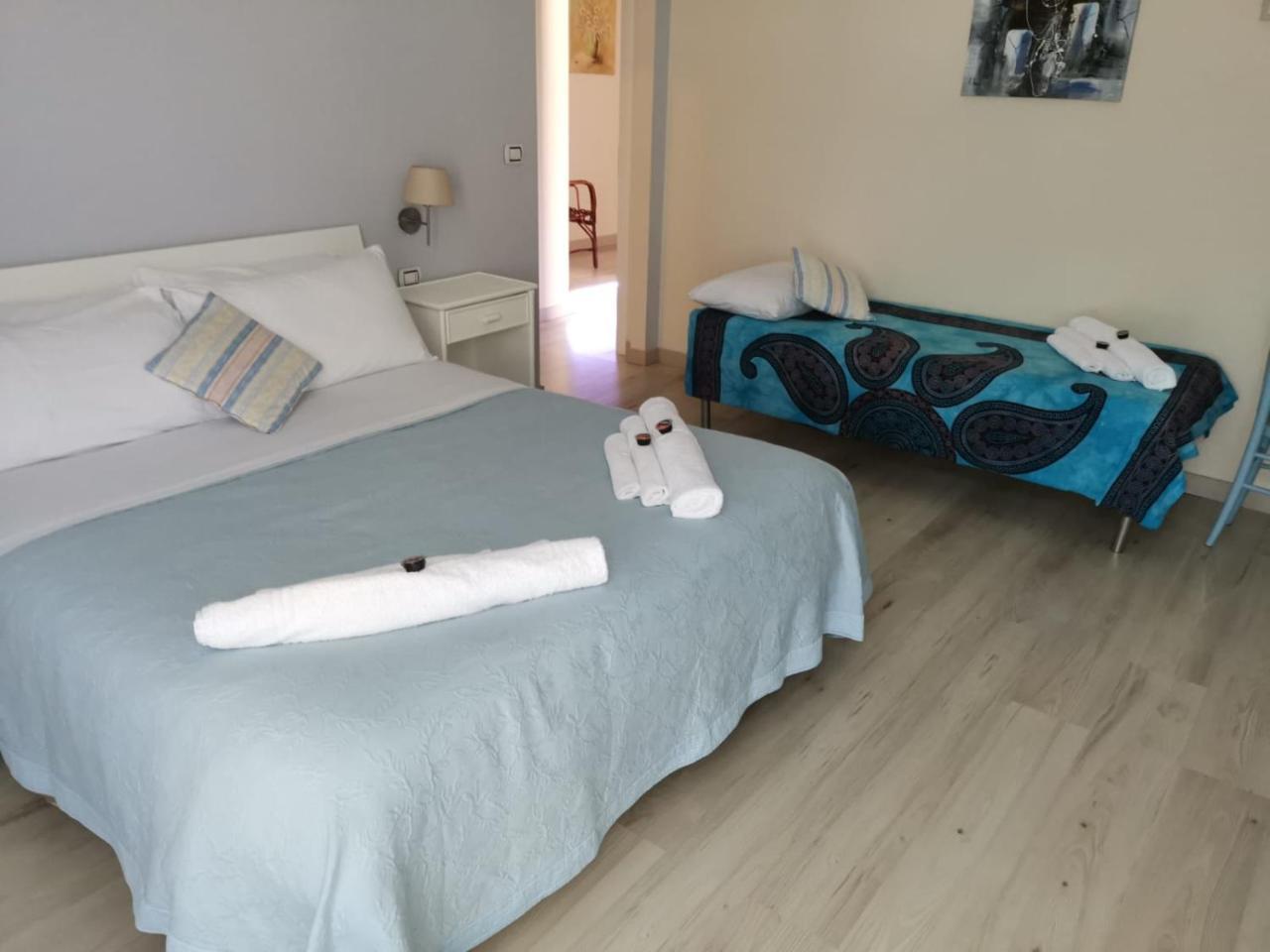Donna Melina Bed & Breakfast Mileto Ngoại thất bức ảnh